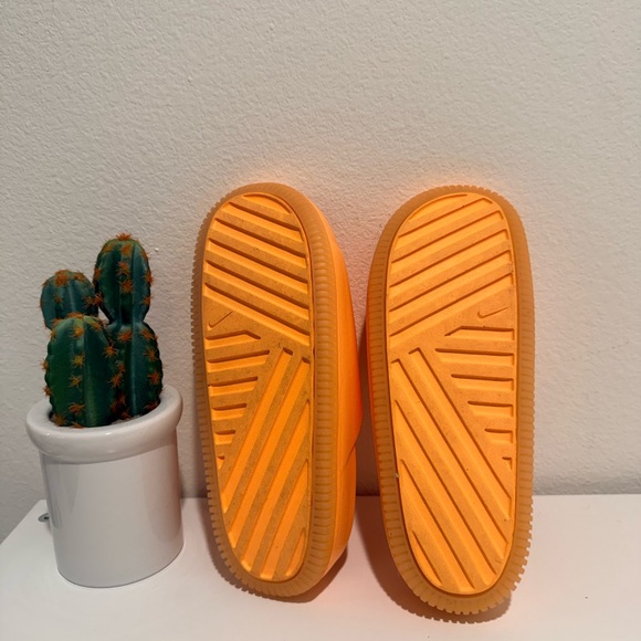 Nike Bright Orange Slide Sandals - Picture 3 of 6
